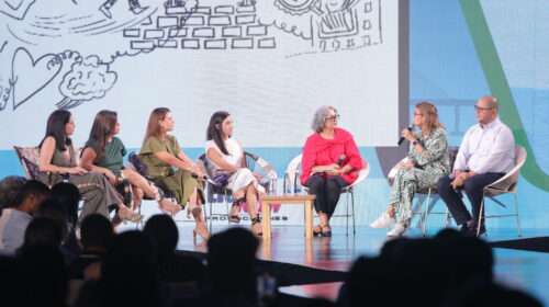 Público en la segunda jornada de Perrenque Creativo en el Pabellón de Cristal