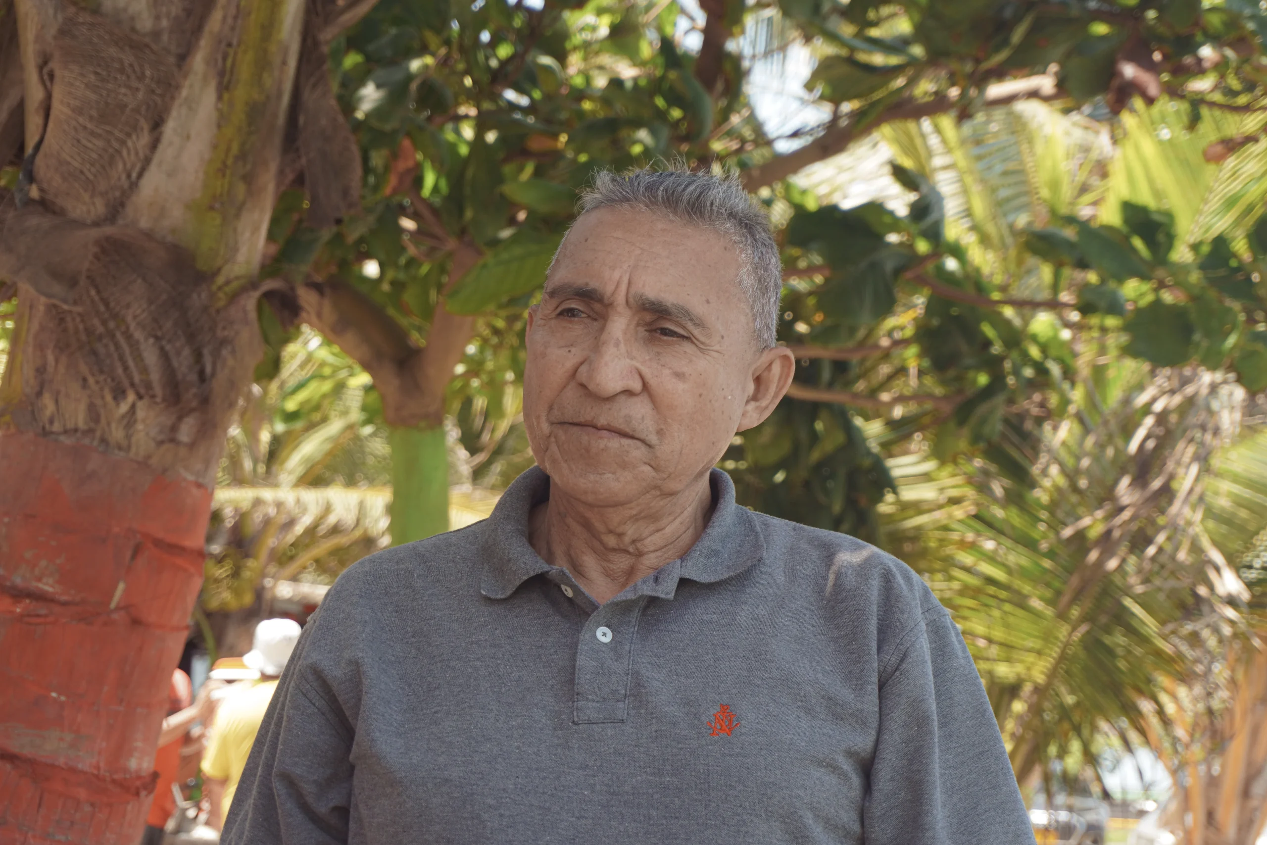 Luis Eduardo Adarraga a las orillas del rio Magdalena
